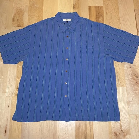 Tommy Bahama 100% Silk Button-Up Short Sleeve Shirt - Picture 1 of 8
